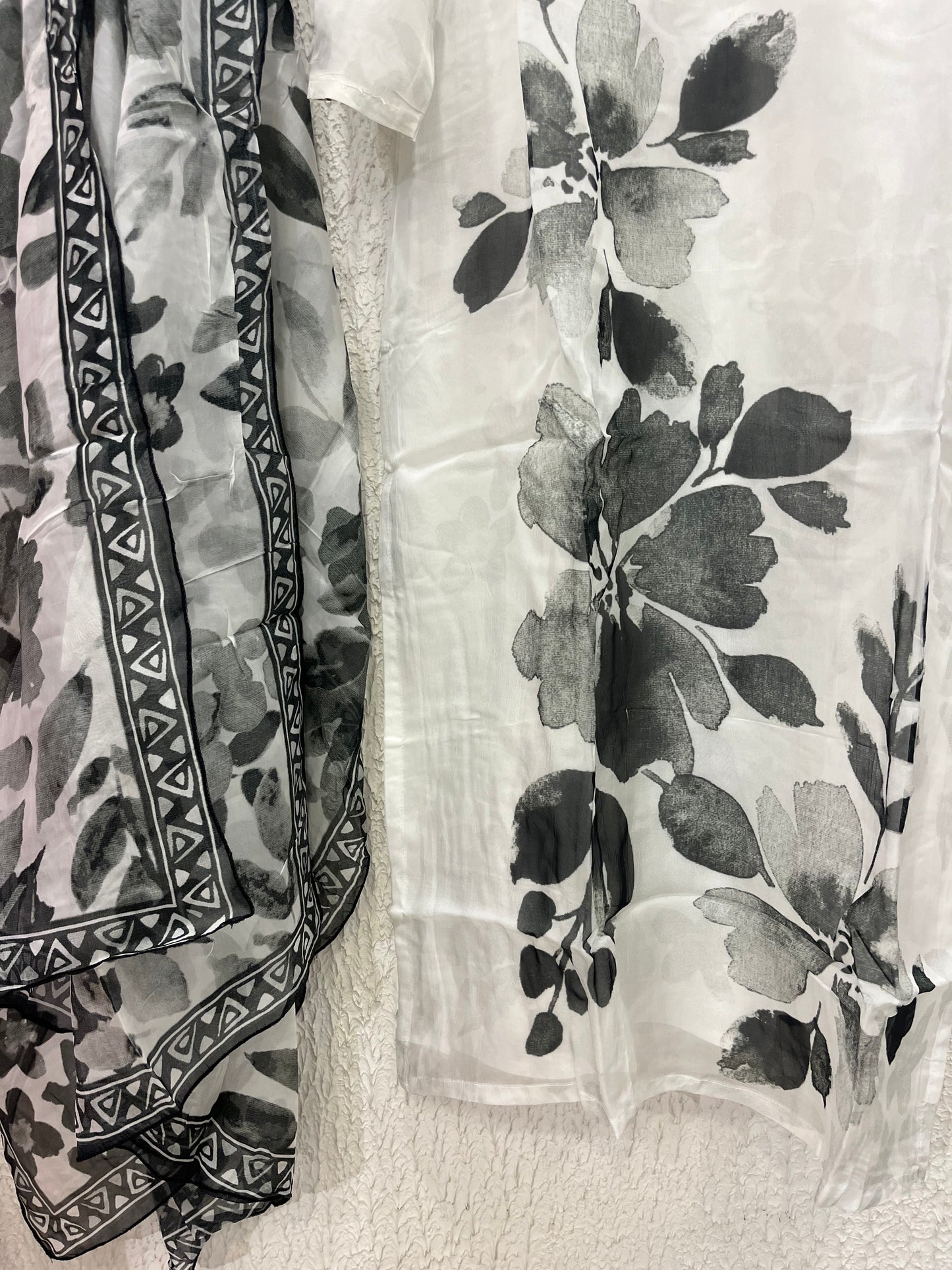 White organza kurta set with dupatta