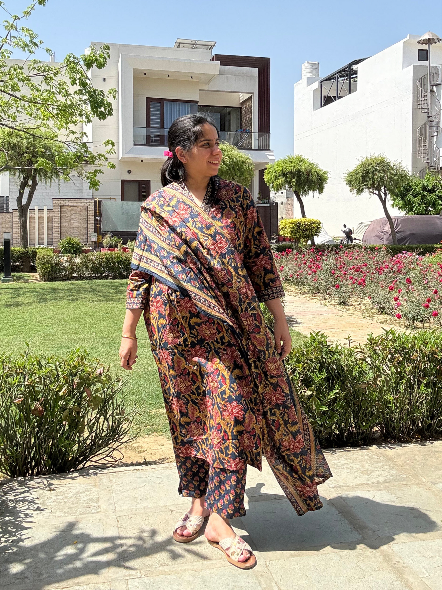 Blue Floral V-neck Printed Cotton Straight Suit Set