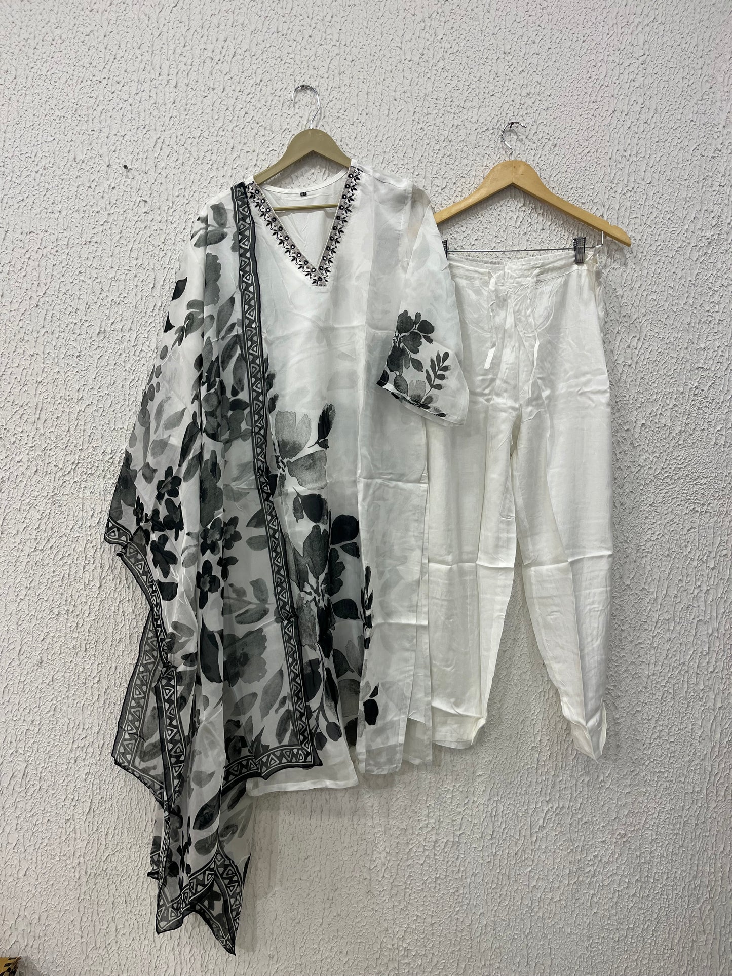 White organza kurta set with dupatta