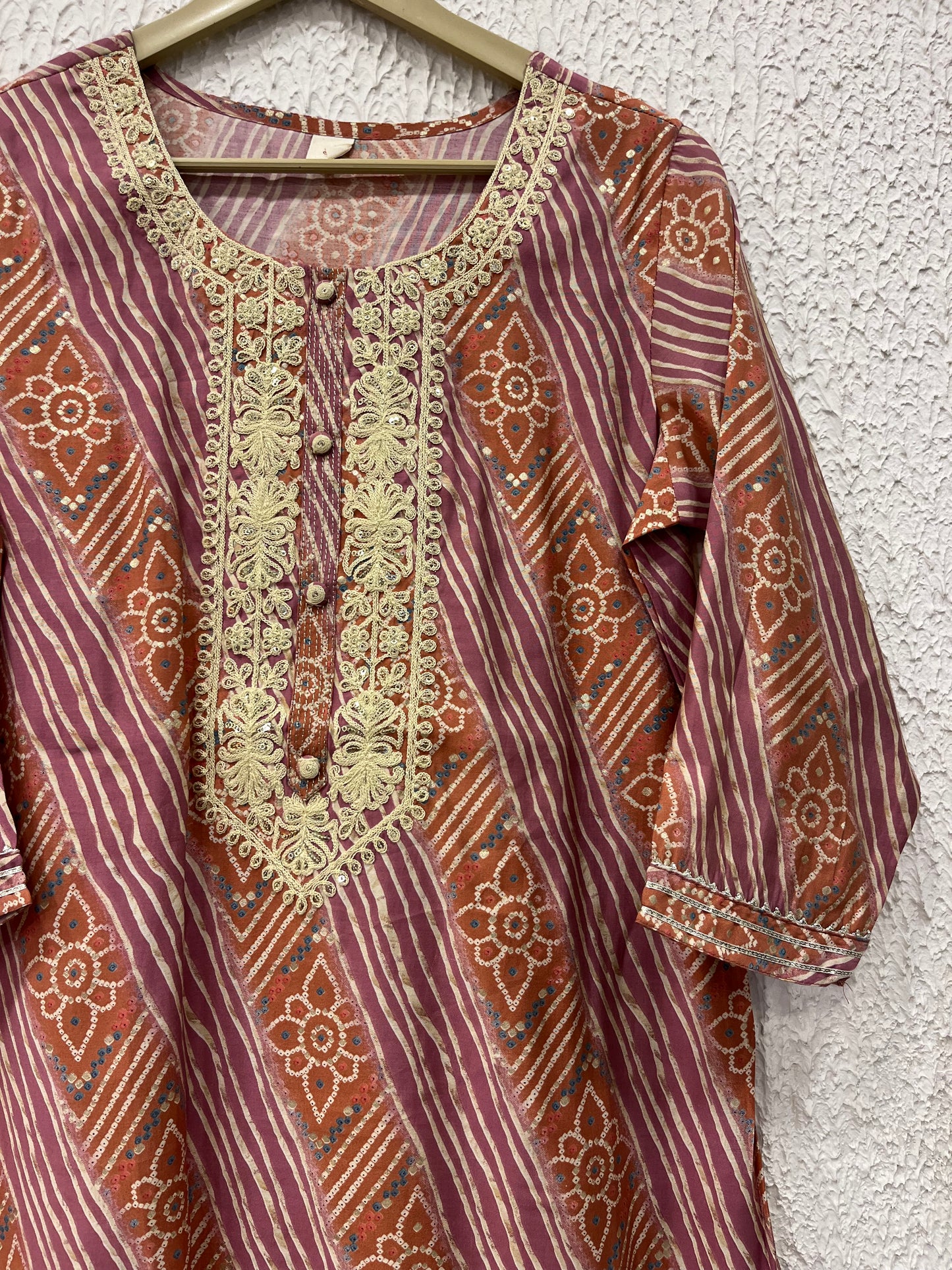 Pink Bandej print muslin Kurta.