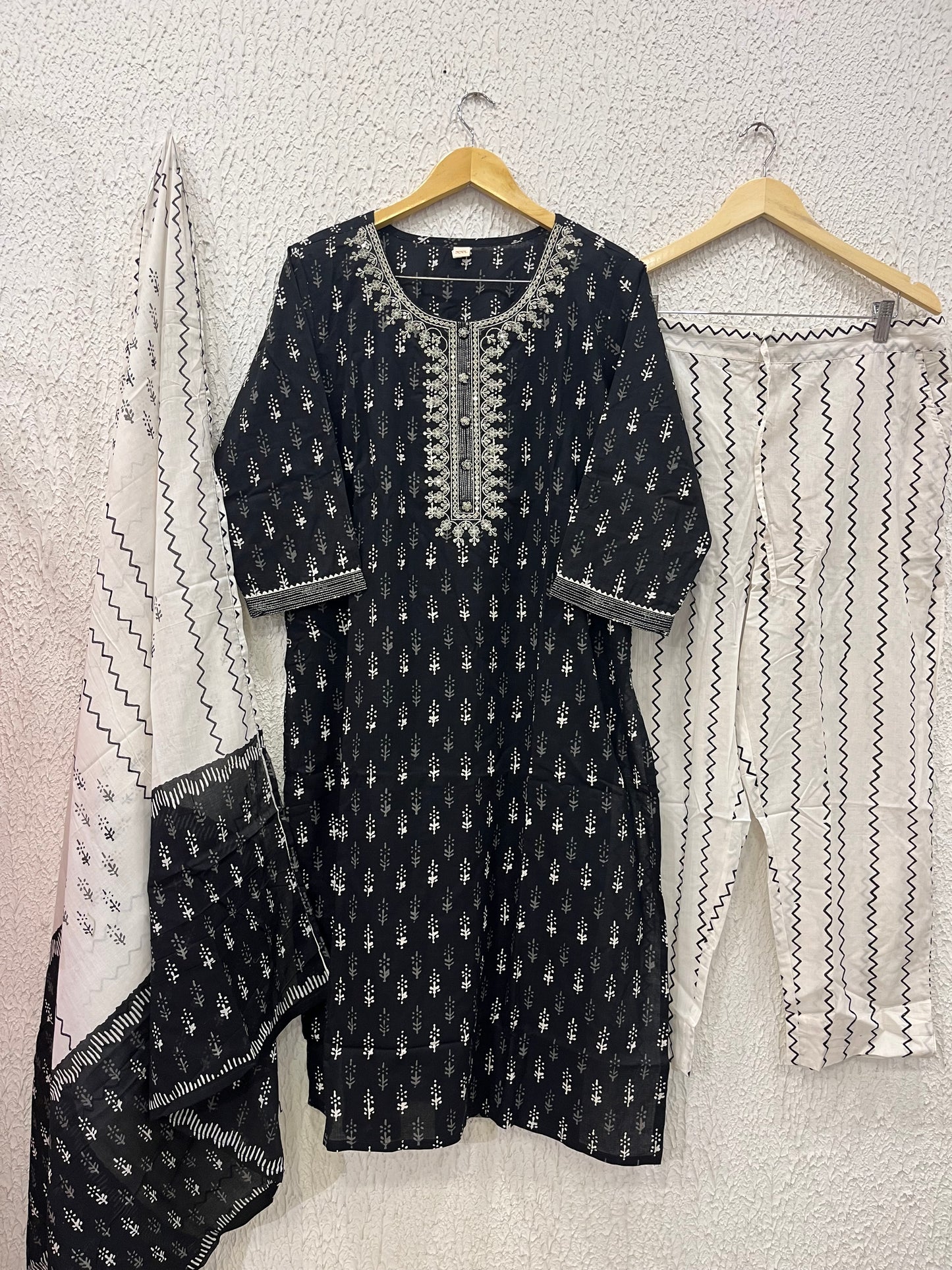 Black printed cotton kurta set with dupatta
