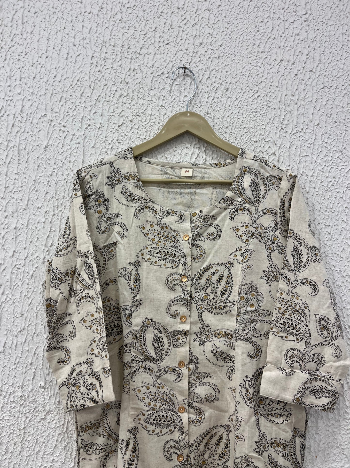 White Floral print cotton straight Kurta.