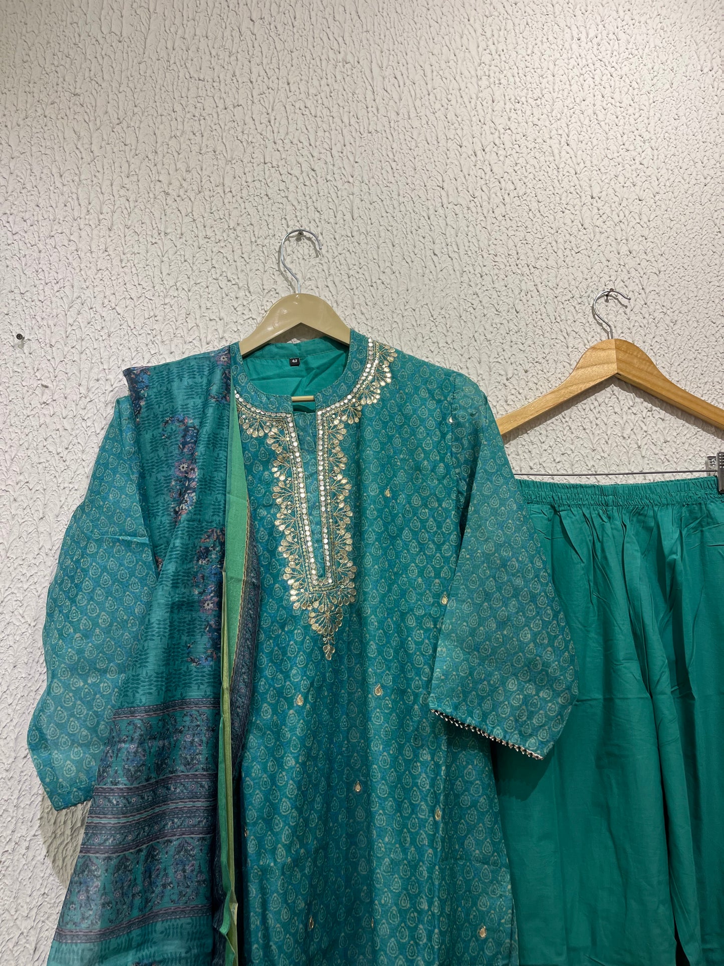 Teal Blue Printed Silk Kurta Set With Printed Dupatta