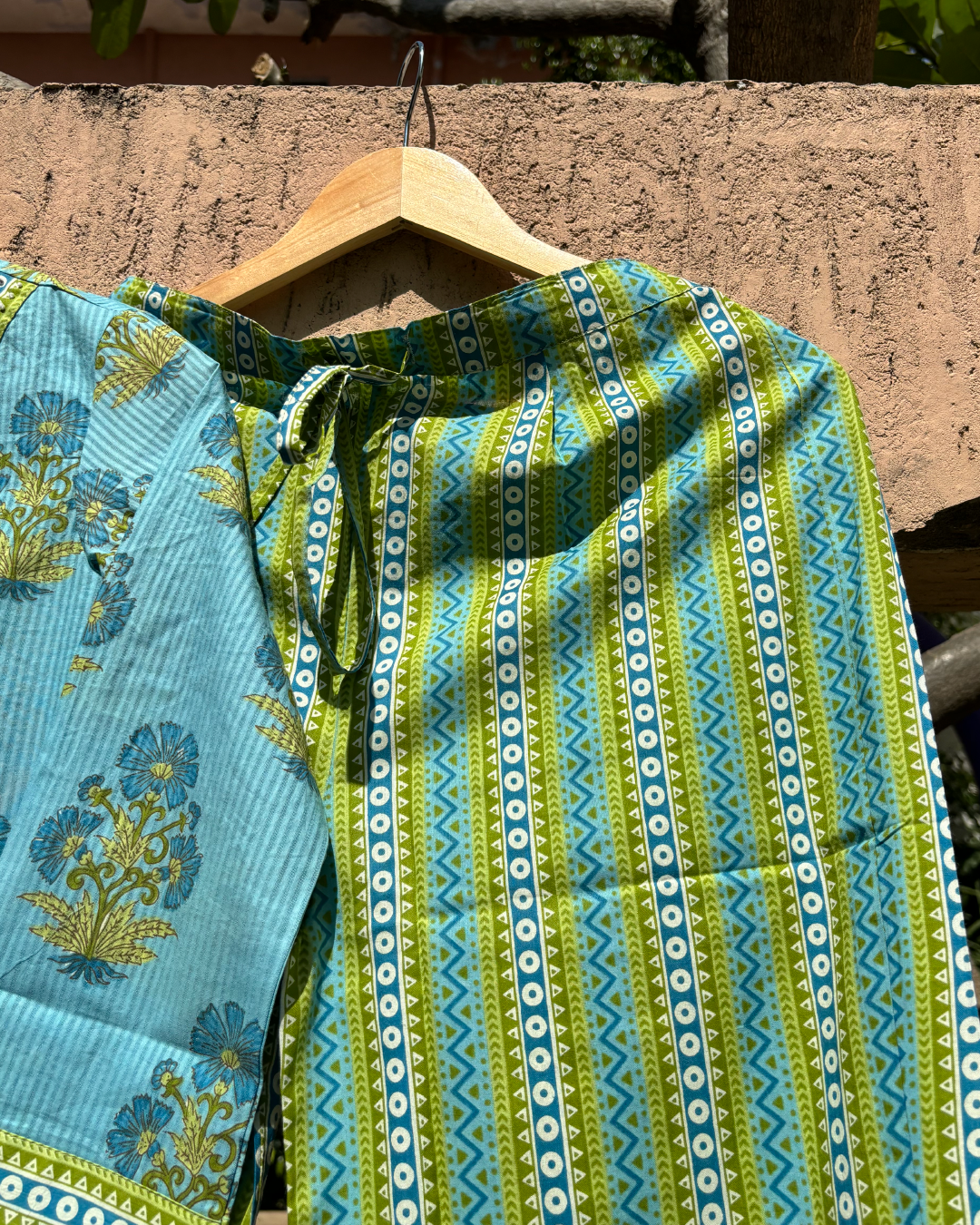 Green Blue Floral Print V neck Cotton Co-ord Set