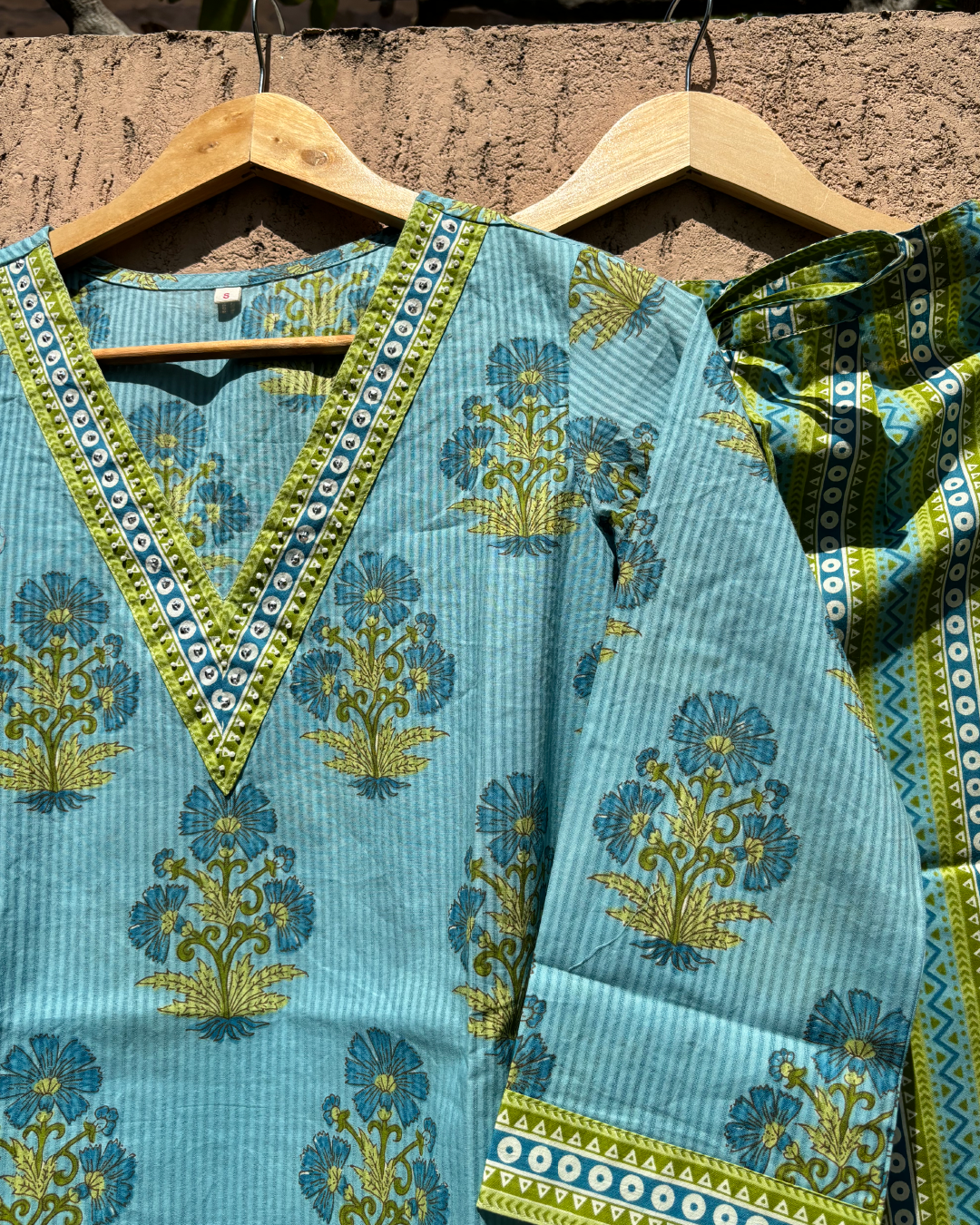 Green Blue Floral Print V neck Cotton Co-ord Set
