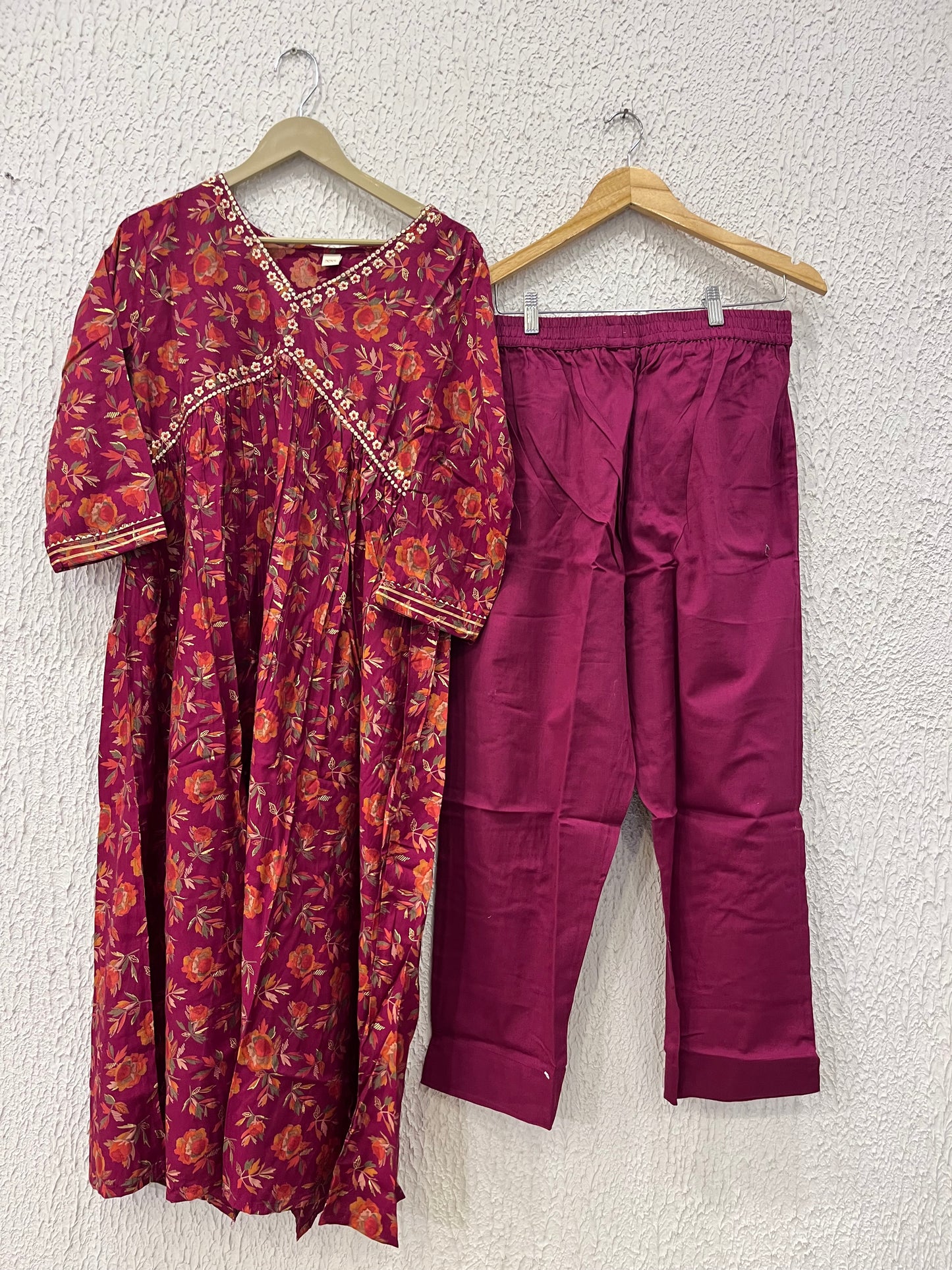 Maroon & Blue Floral printed Muslin kurta set with embroidery