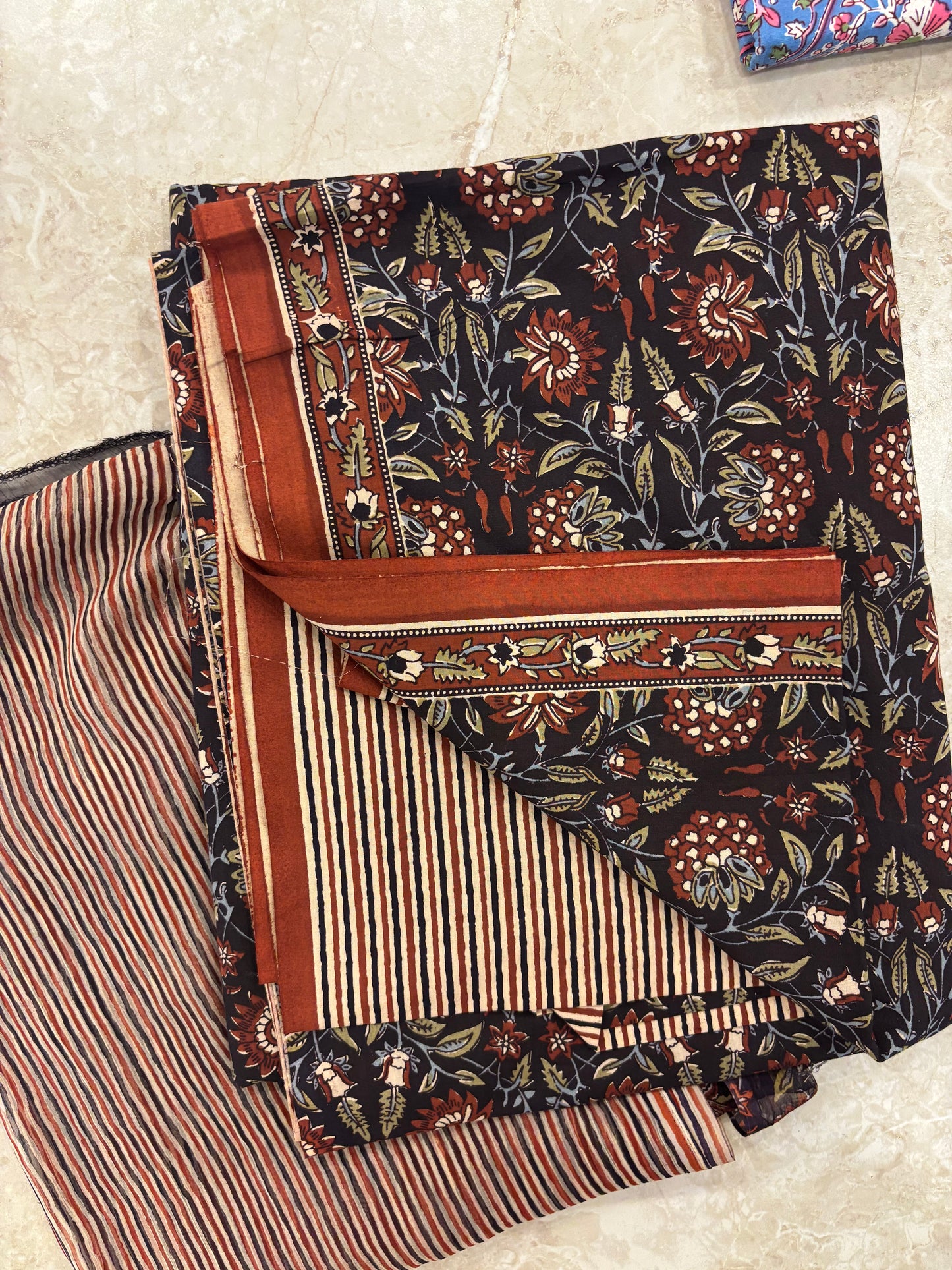 Cotton Block Printed Chiffon Dupatta Unstitched Suit Set