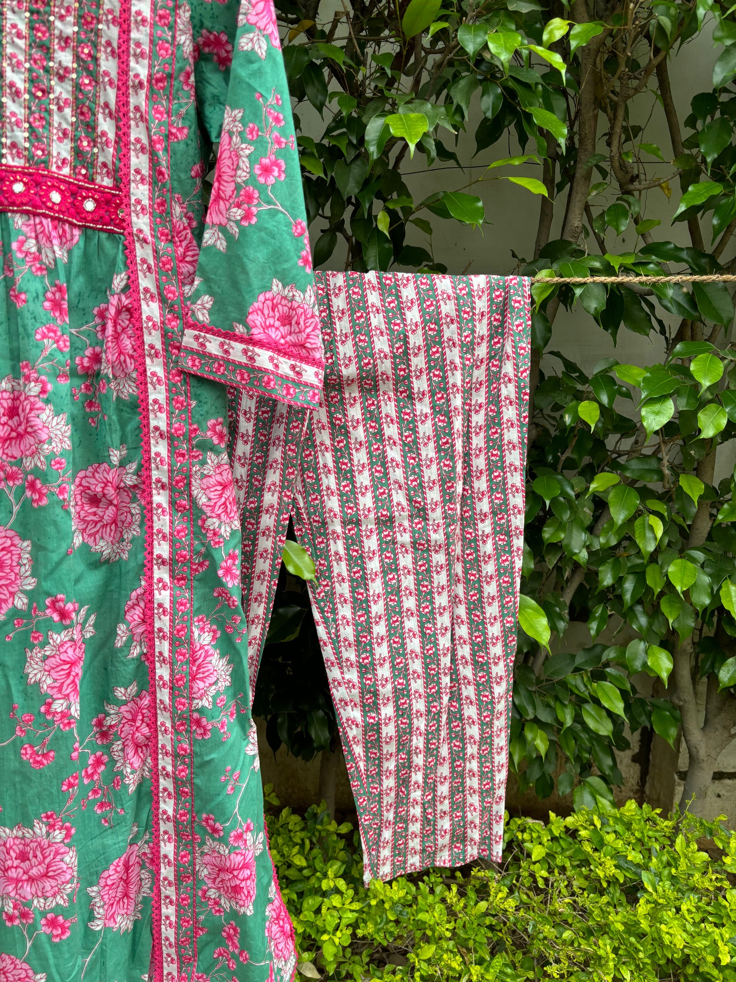 Floral Printed Cotton Straight Suit Set