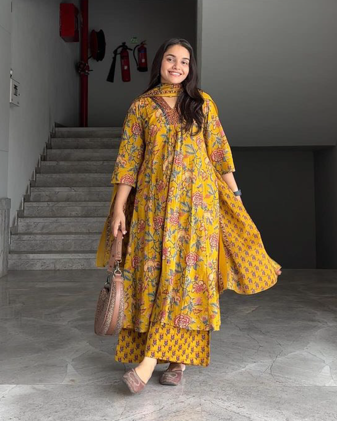 Floral V-neck Printed Cotton Straight Suit Set