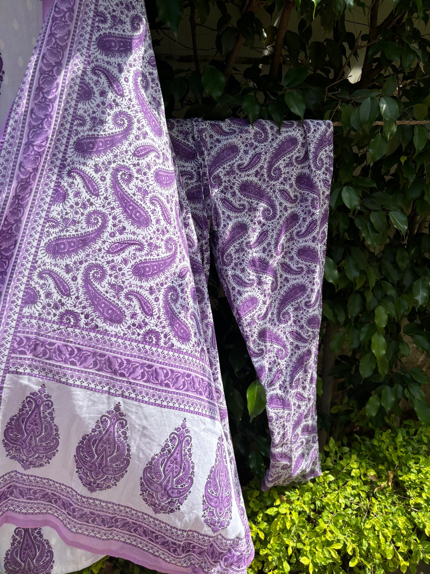 White V-neck Floral Printed Cotton Straight Suit Set