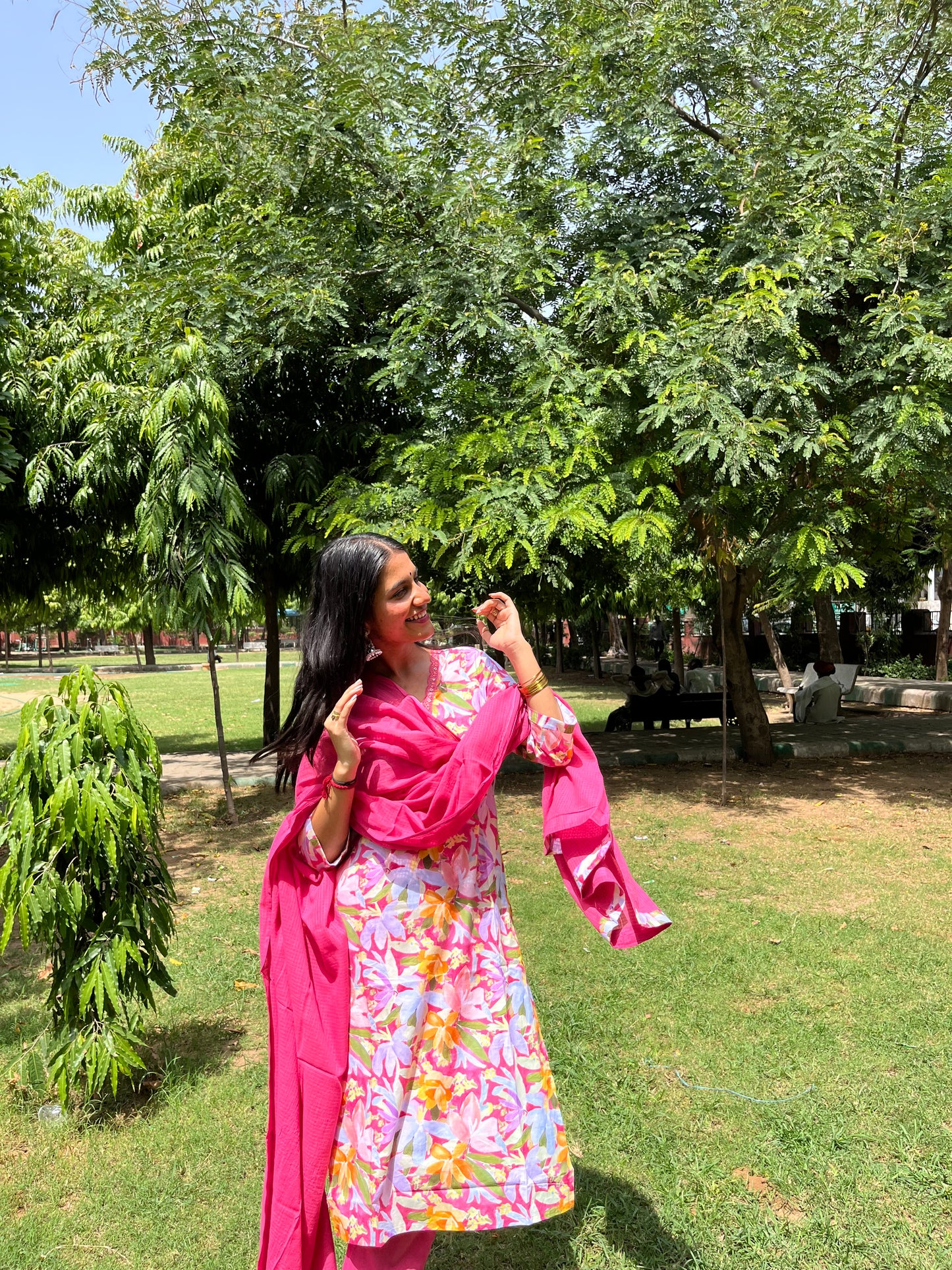 Pink Floral Printed V-neck Cotton Straight Suit Set