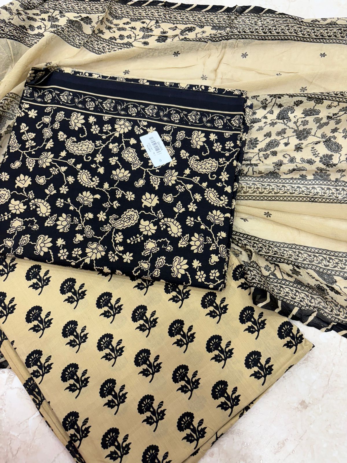 Cotton Block Printed Chiffon Dupatta Unstitched Suit Set (Copy)