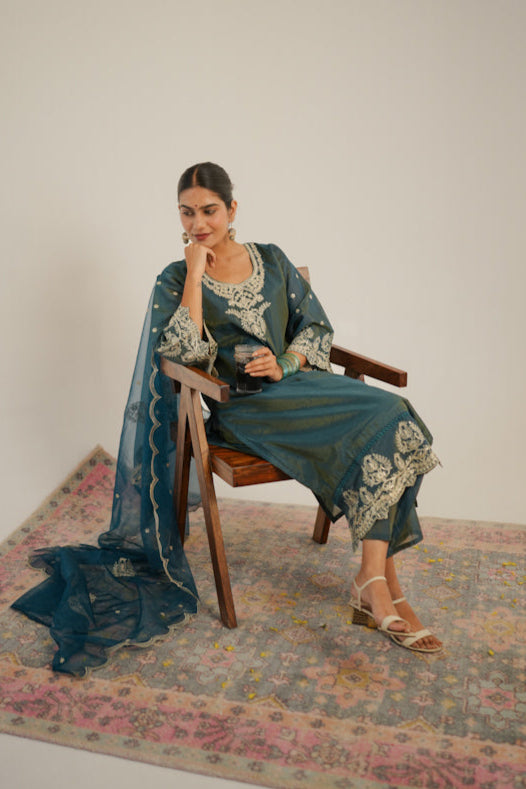 Hand-Embroidered Pure Shimmer Kurta Set with Organza Dupatta