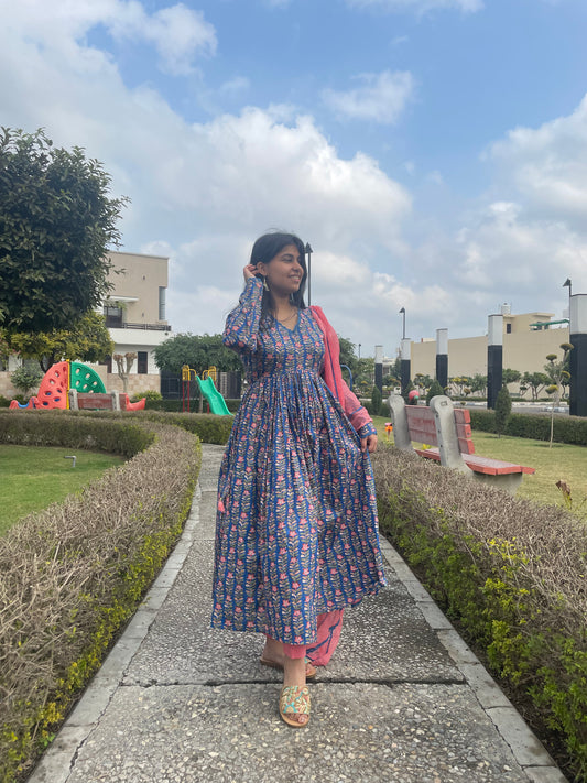 Blue Handblock Cotton Printed Kurta with kota doriya dupatta.