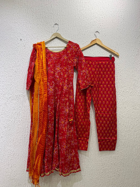 Red Printed Cotton Anarkali Suit Set With Kota Doriya Dupatta