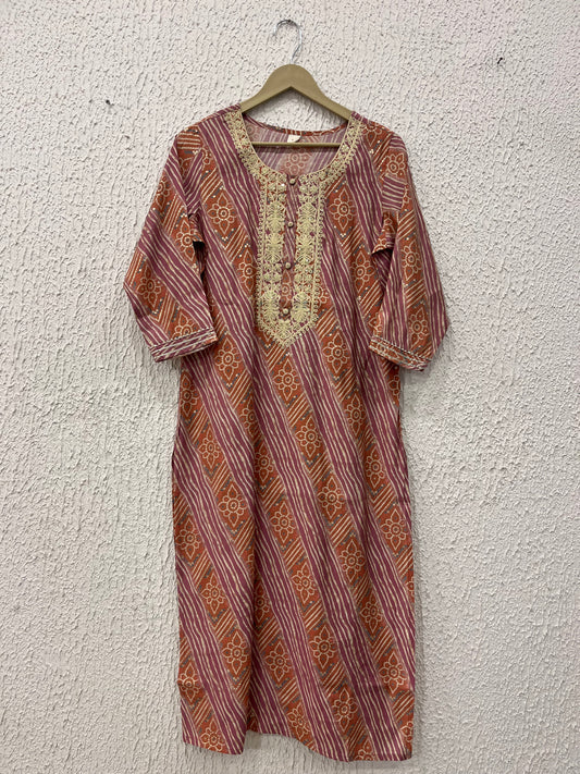 Pink Bandej print muslin Kurta.