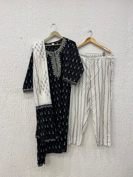 Black printed cotton kurta set with dupatta