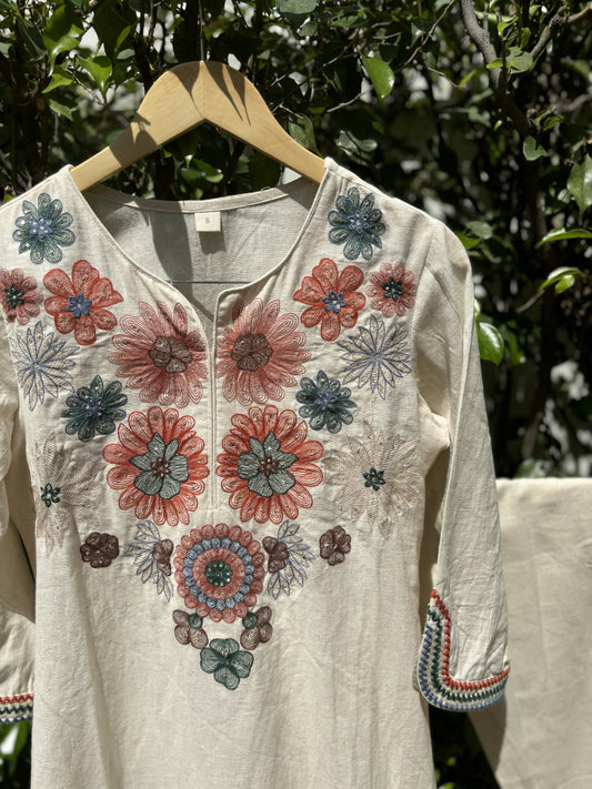 Cream Embroidered Kurta Pant Set