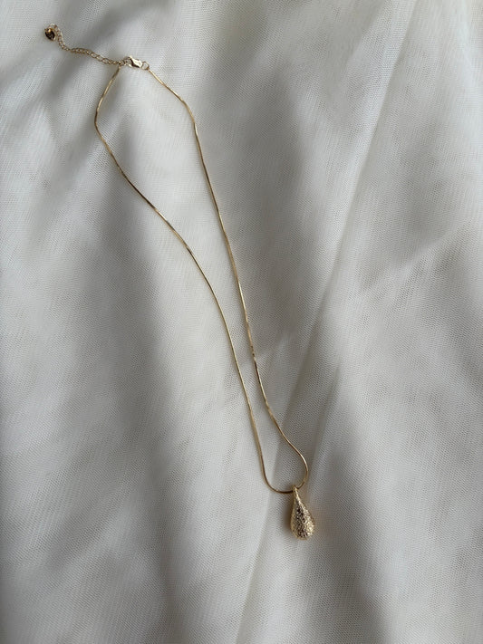Anti Tarnish Short Necklace