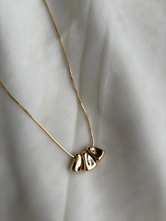 Anti Tarnish Short Necklace