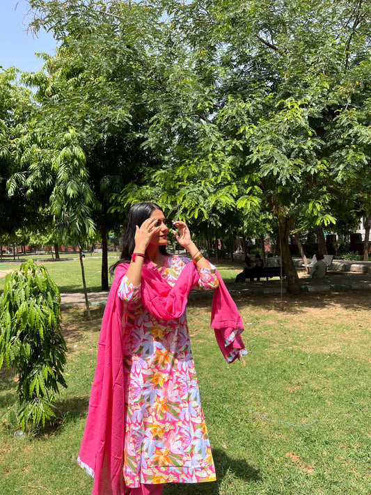 Pink Floral Printed V-neck Cotton Straight Suit Set